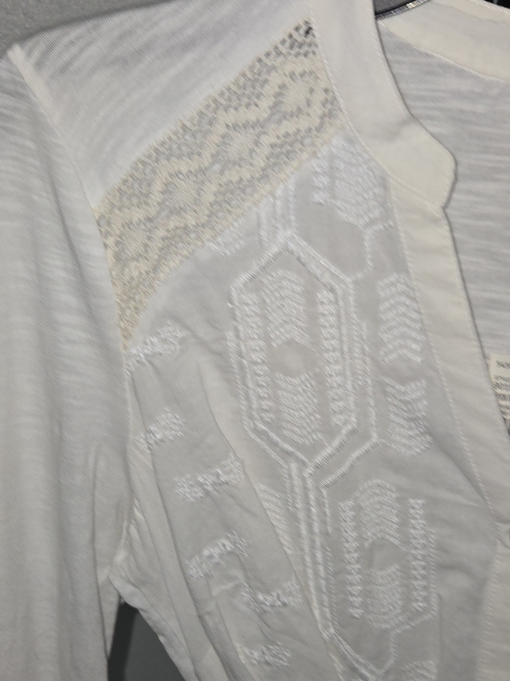 Motherhood Maternity Cream Button-Front Tie Waist Tunic - Picture 2 of 6